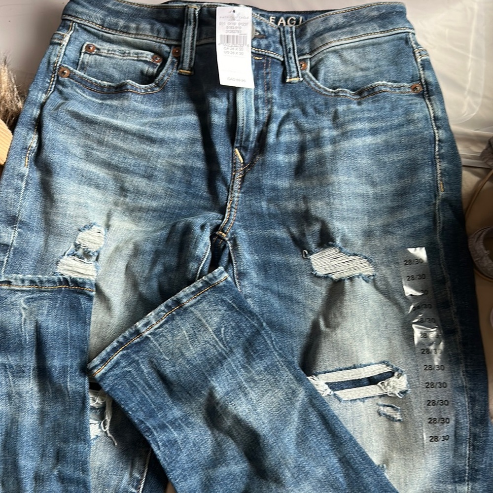 American eagle NWT 28x30